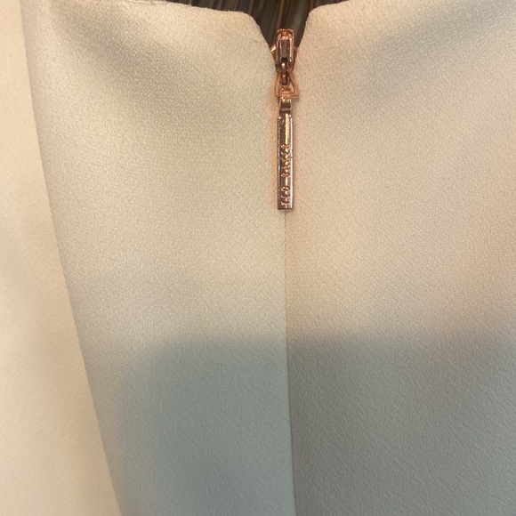 Ted Baker London Illidd Sheath Dress size 3 - Picture 5 of 6